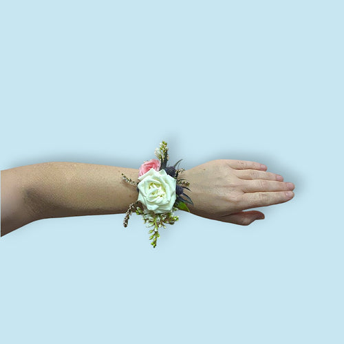 Dewberry Corsage (Wrist)
